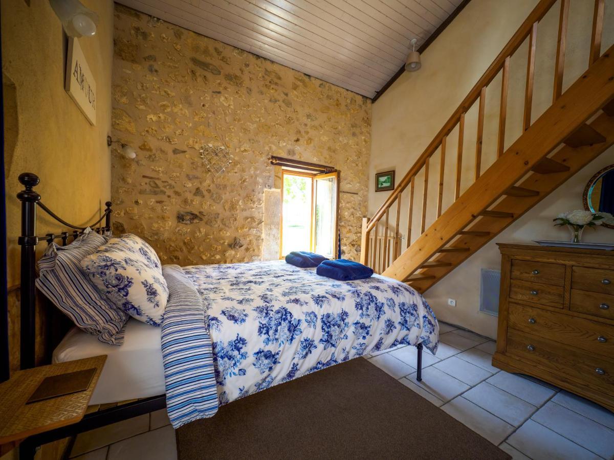 Le Nid De Faucons Villa Lalinde Kültér fotó